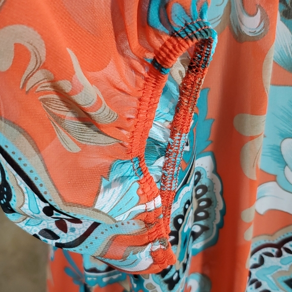 WEST KEI Elastic band-hem Top - Picture 5 of 10